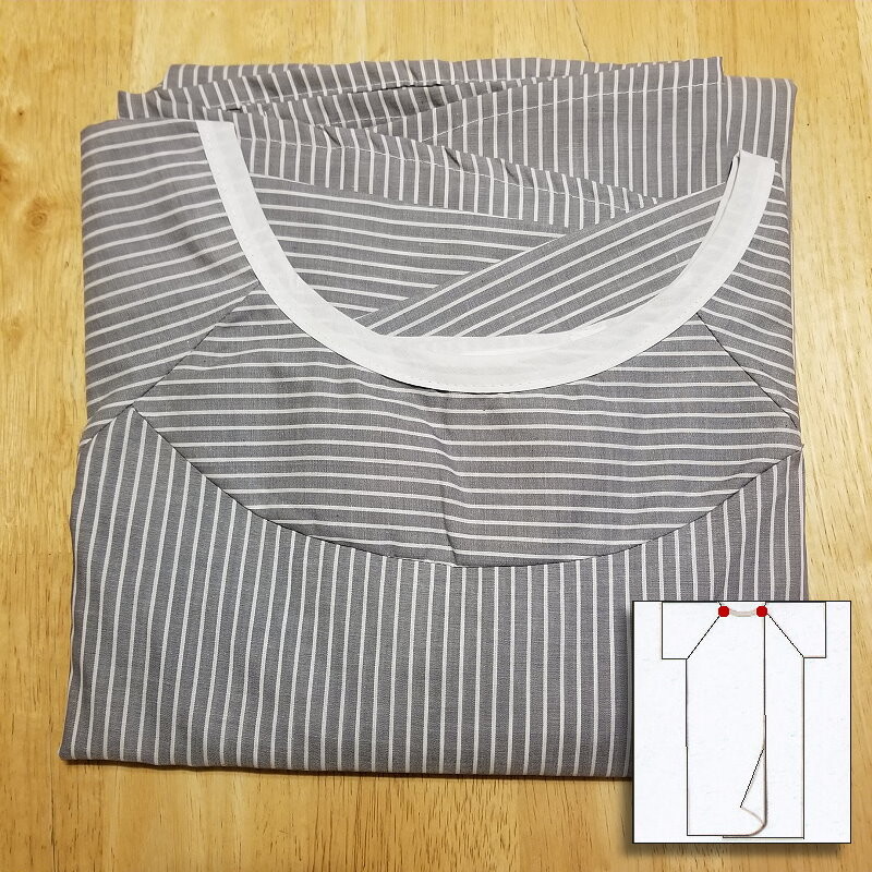 Mens 2X Designer Gown Gray Strip